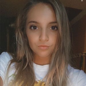 Meet your Posher, Bethany